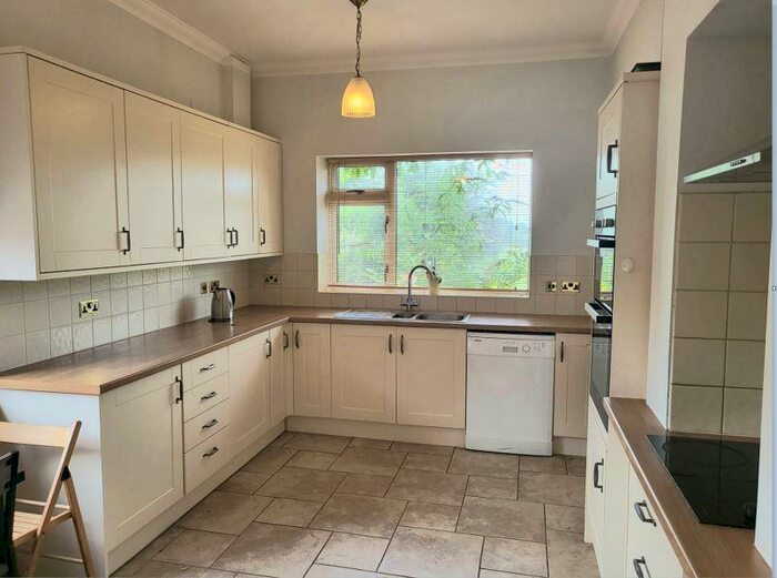 3 Bedroom Semi-Detached House To Rent In Hereford, Herefordshire, HR1