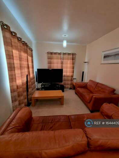 1 Bedroom Flat To Rent In Kendal, Purfleet, RM19