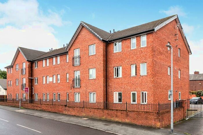 2 Bedroom Flat To Rent In Swinton Hall Road, Swinton, Manchester, M27