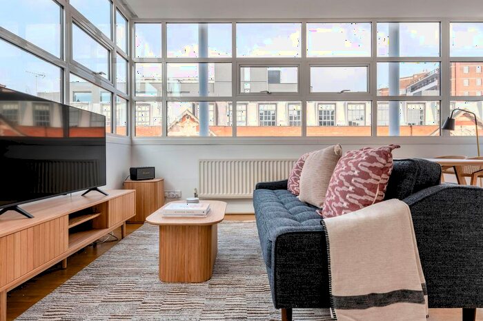 2 Bedroom Flat To Rent In City Of London, London, EC1Y