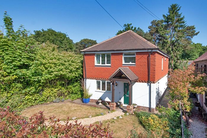 4 Bedroom Detached House For Sale In Maidstone Road, Wrotham Heath, Sevenoaks, Kent, TN15