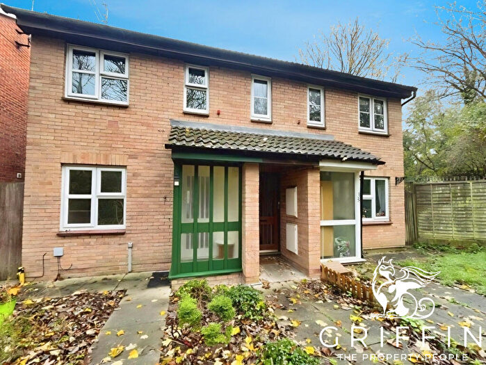 1 Bedroom Flat To Rent In Kiln Way, Badgers Dene, Grays, RM17