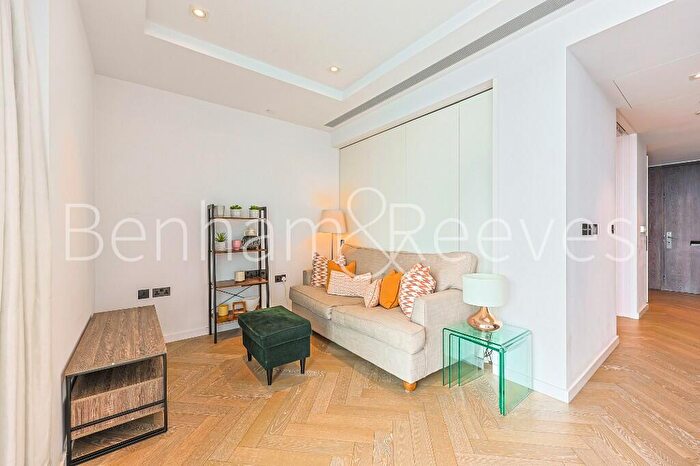 Studio To Rent In Circus Road West, London, SW11