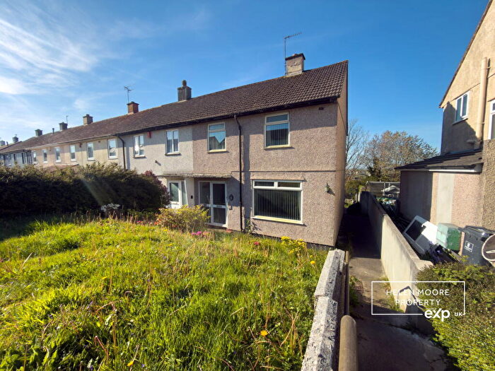 2 Bedroom End Of Terrace House For Sale In Taunton Avenue, Whitleigh, Plymouth, PL5