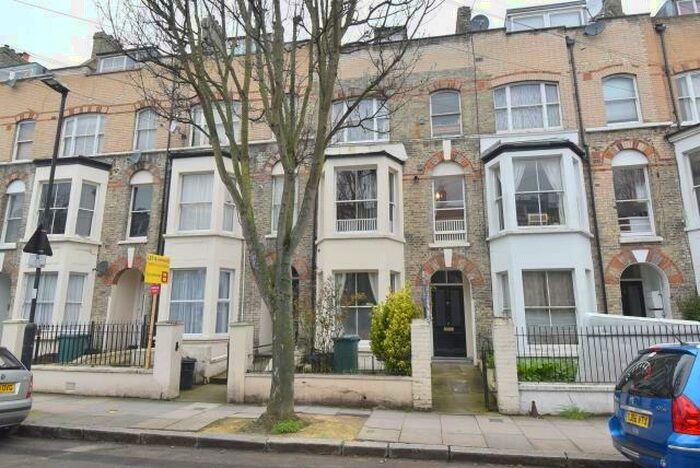 1 Bedroom Flat To Rent In Marlborough Road, Archway, N19
