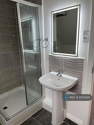4 Bedroom Terraced House To Rent In Buttercup Avenue, St. Neots, PE19