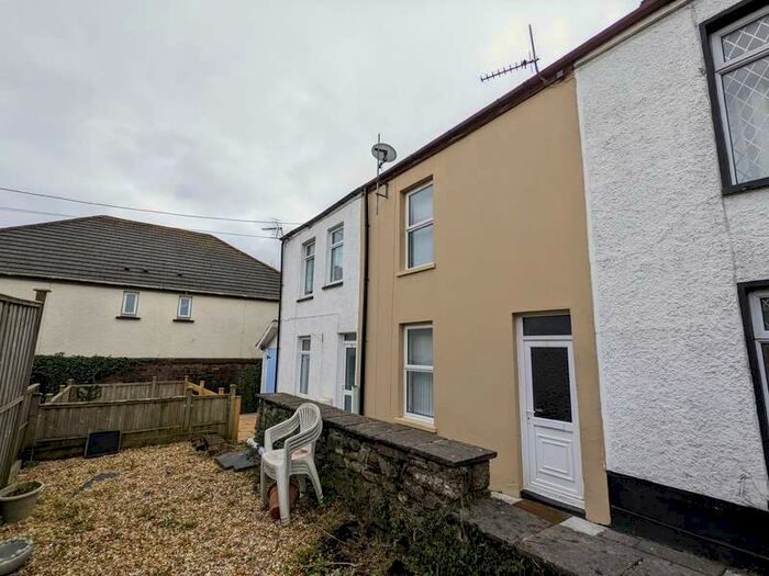 2 Bedroom House To Rent In Parcel Terrace, Carmarthen, Carmarthenshire, SA31