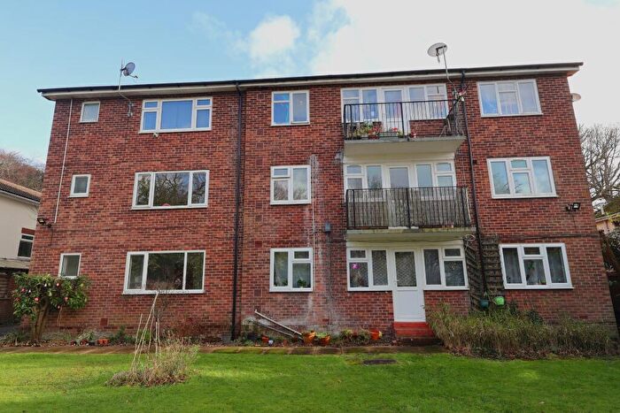 1 Bedroom Flat For Sale In Stella Court, Near Hospital, Southampton, SO16