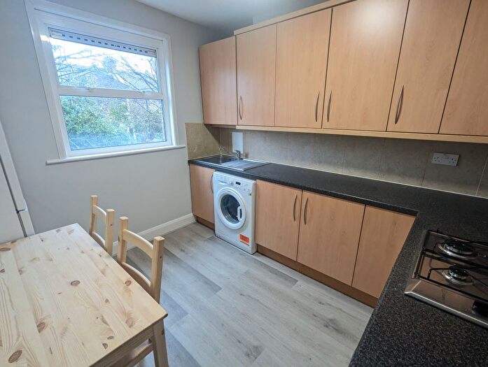 1 Bedroom Flat To Rent In Churchill Road, London, NW2