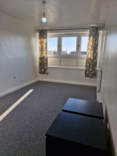 1 Bedroom Flat To Rent In Heylyn Square, London, E3
