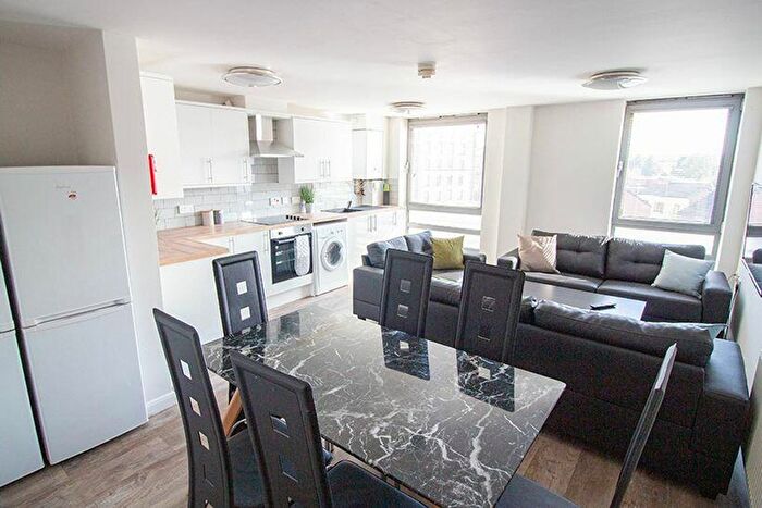 5 Bedroom Flat To Rent In B Mansfield Road, Nottingham, NG1