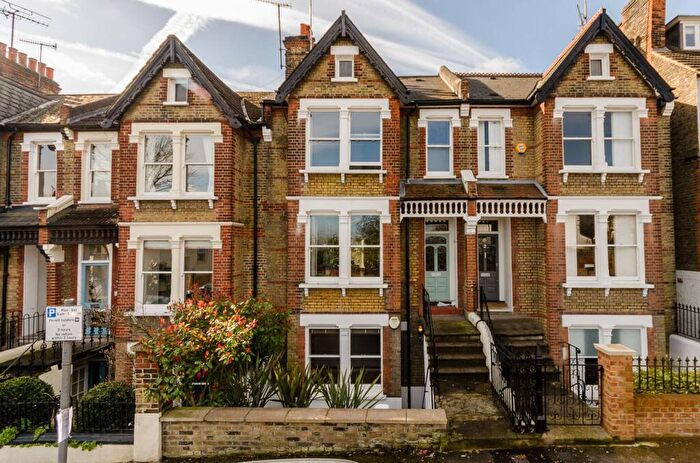 1 Bedroom Flat To Rent In Kirkside Road, Blackheath, London, SE3