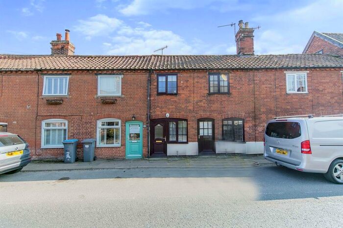 1 Bedroom Character Property For Sale In High Street, Wickham Market, Woodbridge, IP13
