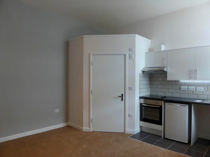 Studio To Rent In Osmond Road -, P13