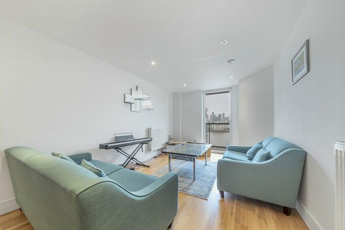 3 Bedroom Flat To Rent In 8 Wood Wharf, Greenwich, London SE10