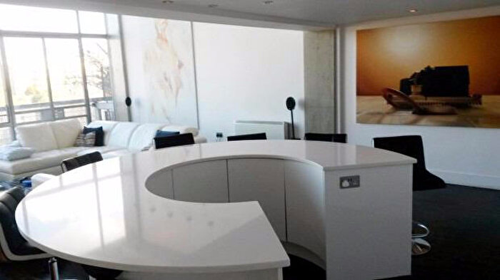 2 Bedroom Apartment To Rent In Wenlock Road, London, N1