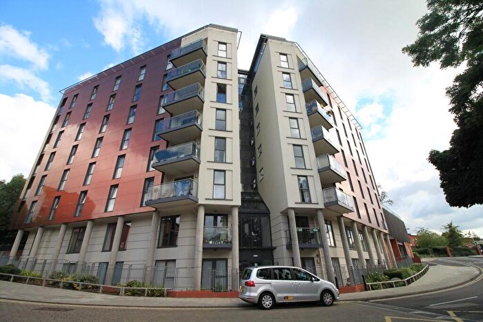 2 Bedroom Apartment To Rent In Bell Barn Road, Park Central, Birmingham City Centre, B15