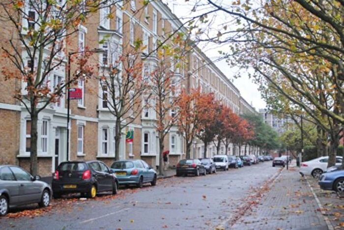 1 Bedroom Flat To Rent In Corfield Street, Bethnal Green, E2
