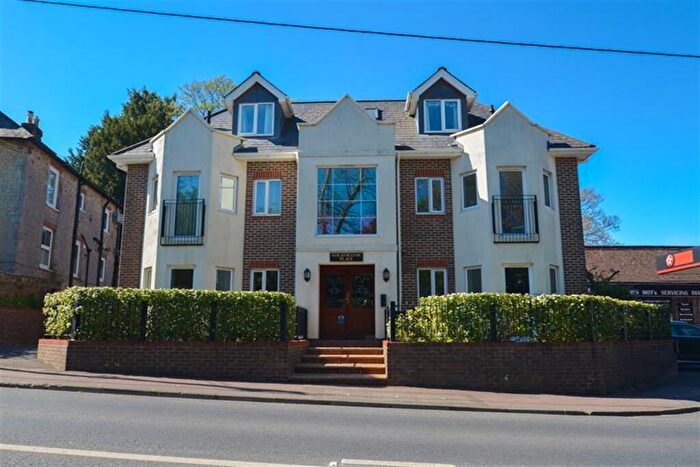 2 Bedroom Flat To Rent In Strathclyde Place, London Road, Pulborough, West Sussex, RH20