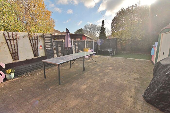 3 Bedroom Terraced House For Sale In Middle Park Way, Havant, PO9