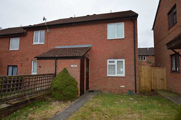 1 Bedroom Flat To Rent In Bercham, Two Mile Ash, MK8