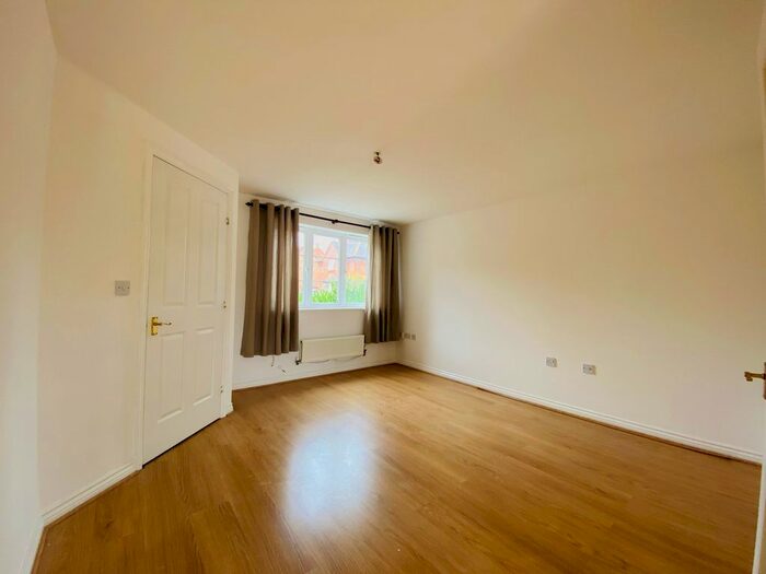 3 Bedroom Property To Rent In West Lake Avenue, Hampton Vale, Peterborough, PE7