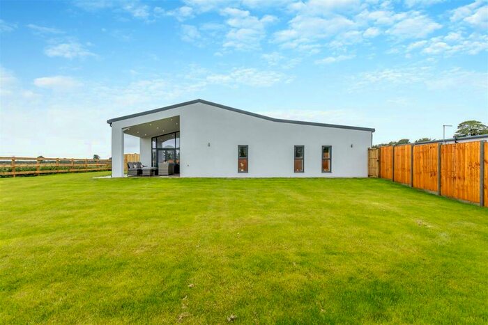 4 Bedroom Barn Conversion For Sale In Ridlington Road, Ridlington, Rutland, LE15