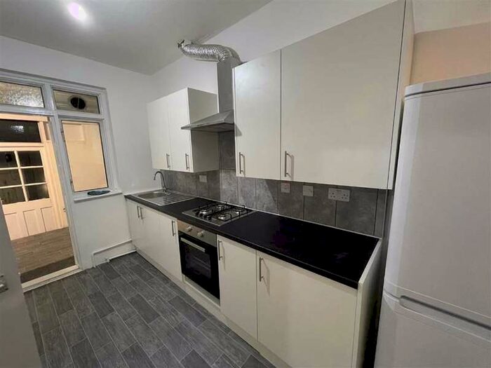 3 Bedroom Terraced House To Rent In Woodlands Road, Southall, Middlesex, UB1