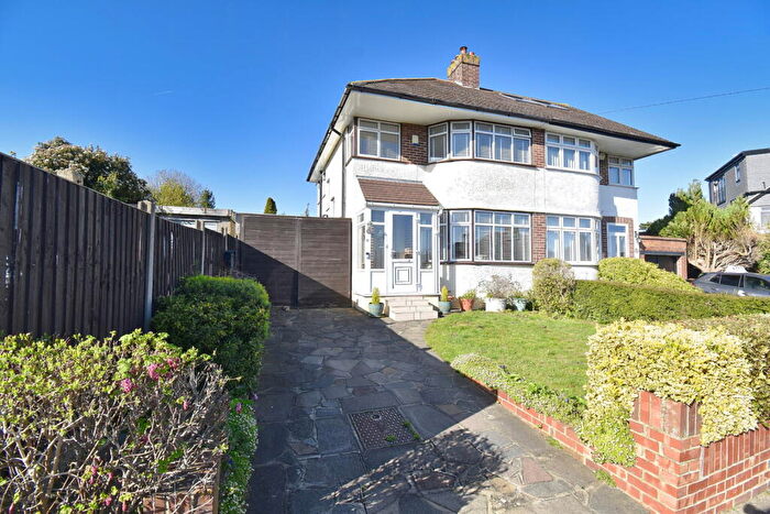 3 Bedroom Semi-Detached House For Sale In North Drive, Orpington, BR6