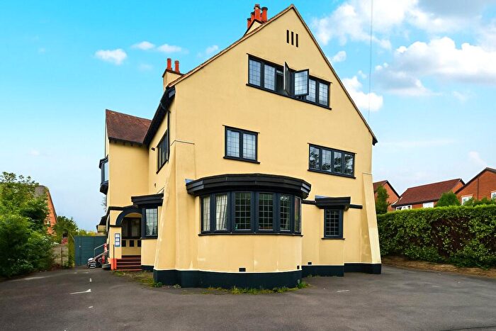 1 Bedroom Flat For Sale In Eggars Hill, Aldershot, Hampshire, GU11