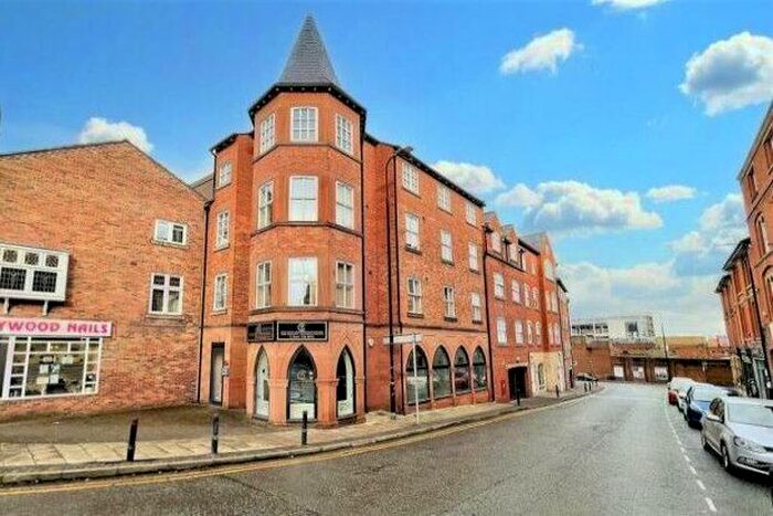 2 Bedroom Flat To Rent In Kingsway, Altrincham, WA14