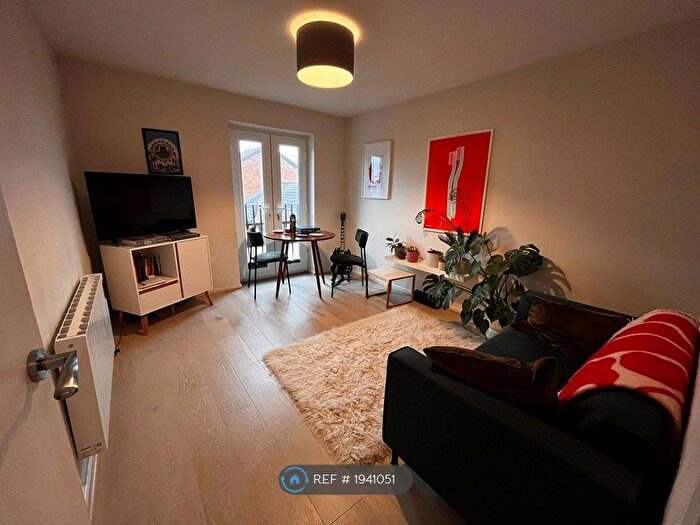 1 Bedroom Flat To Rent In New Cross, London, SE14