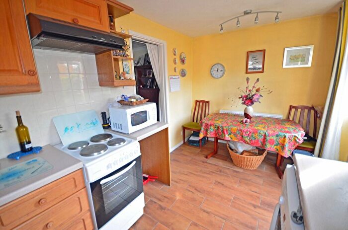 2 Bedroom Terraced House For Sale In Buckingham Way, Frimley, GU16