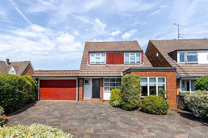 4 Bedroom Detached House For Sale In Boniface Road, Ickenham, UB10