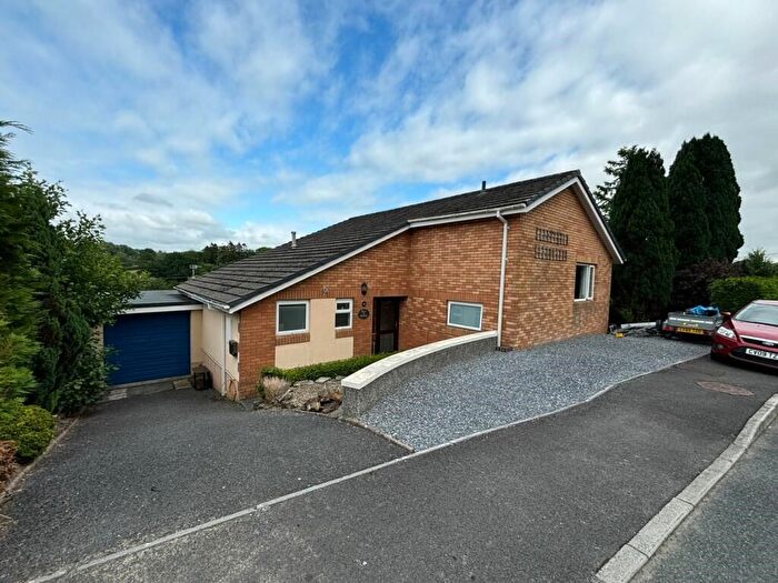 5 Bedroom Detached House For Sale In Bron Y Glyn Estate, Bronwydd Arms, Carmarthen, SA33