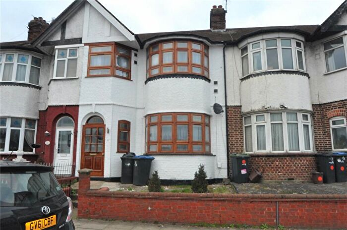 3 Bedroom Terraced House To Rent In North Circular Road, London, N13