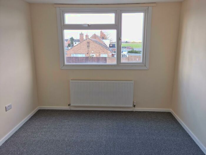 2 Bedroom Chalet To Rent In Woodgate Road, Leverington, Wisbech, PE13