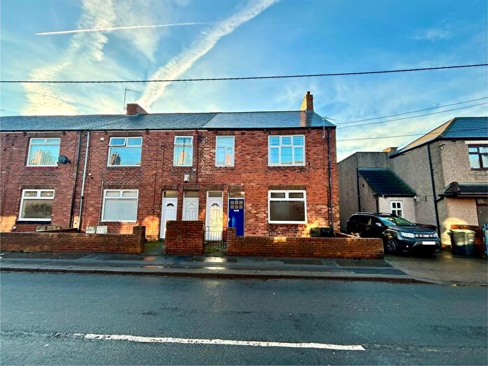 2 Bedroom Flat To Rent In Glens Flats, High Pittington, Durham, DH6