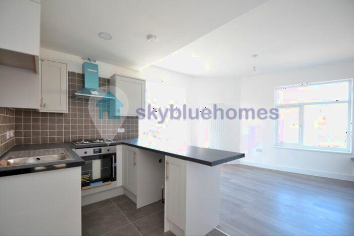 2 Bedroom Flat To Rent In Swan Street, Loughborough, LE12