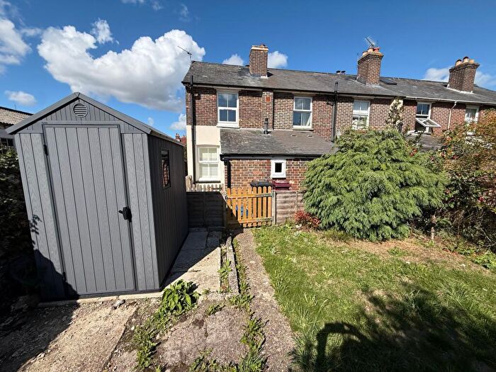 2 Bedroom End Of Terrace House For Sale In Jubilee Terrace, East Street, Westbourne, PO10