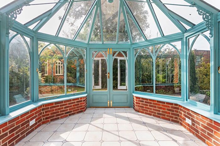 5 Bedroom Detached House For Sale In St. Giles Close, Winchester, SO23