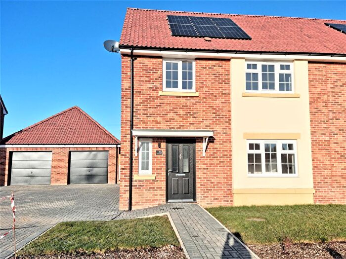 4 Bedroom Semi-Detached House To Rent In Orchard Way, Wisbech St Mary, Wisbech, PE13