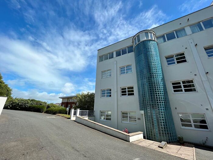 2 Bedroom Apartment To Rent In Luccombe Road, Shanklin, PO37