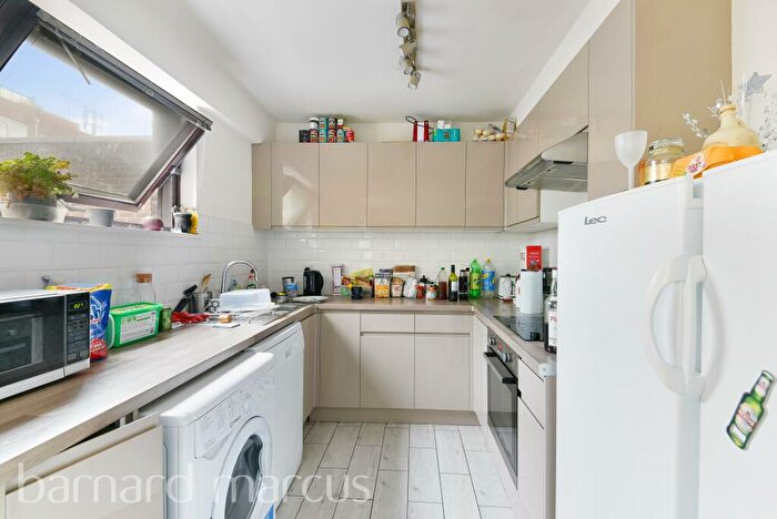 4 Bedroom Apartment To Rent In Leather Lane, Chancery Lane, London, EC1N