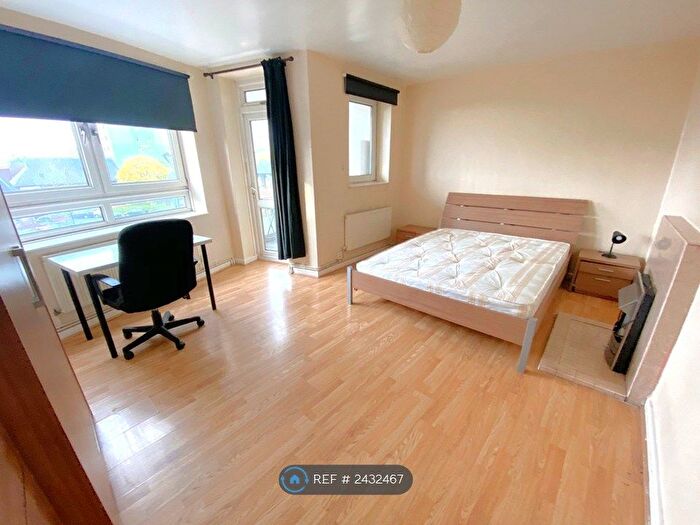 3 Bedroom Flat To Rent In Magnolia House, Deptford, SE8