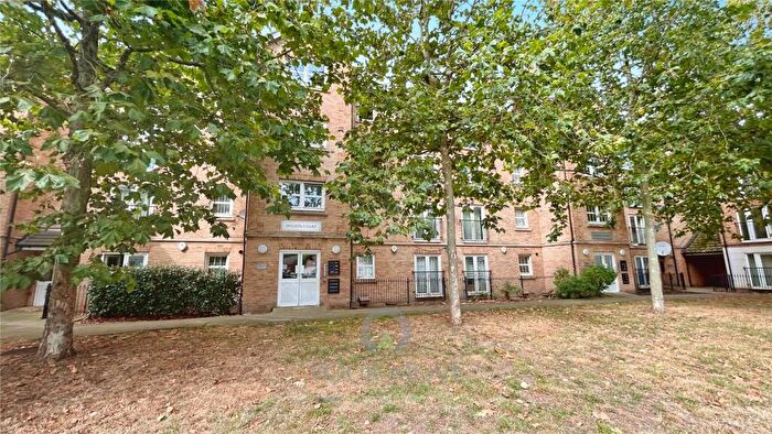 2 Bedroom Flat To Rent In Allenby Road, London, SE28