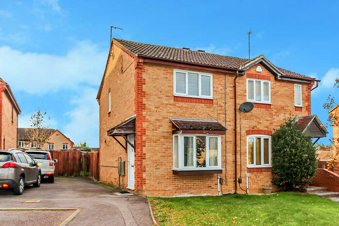 2 Bedroom Semi-Detached House To Rent In Elizabeth Close, Wellingborough, NN8