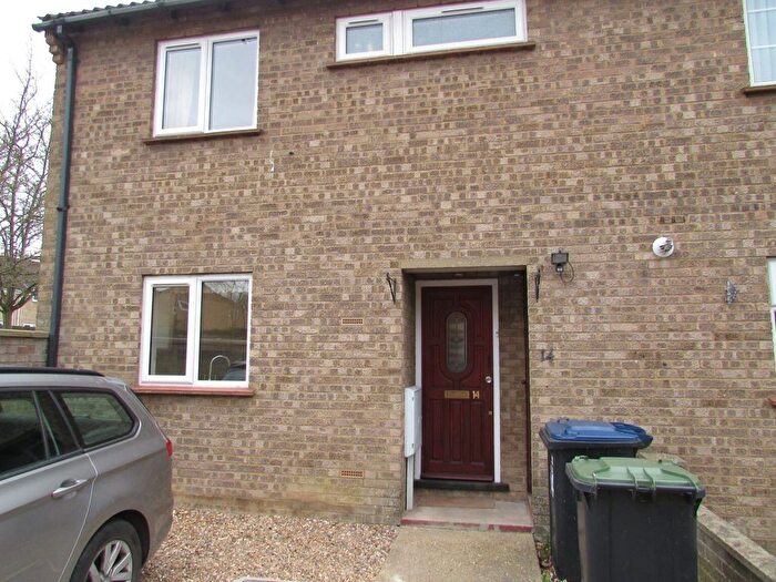 3 Bedroom Semi Detached House To Rent In Elmside, Littleport, Ely, Cambridgeshire, CB6