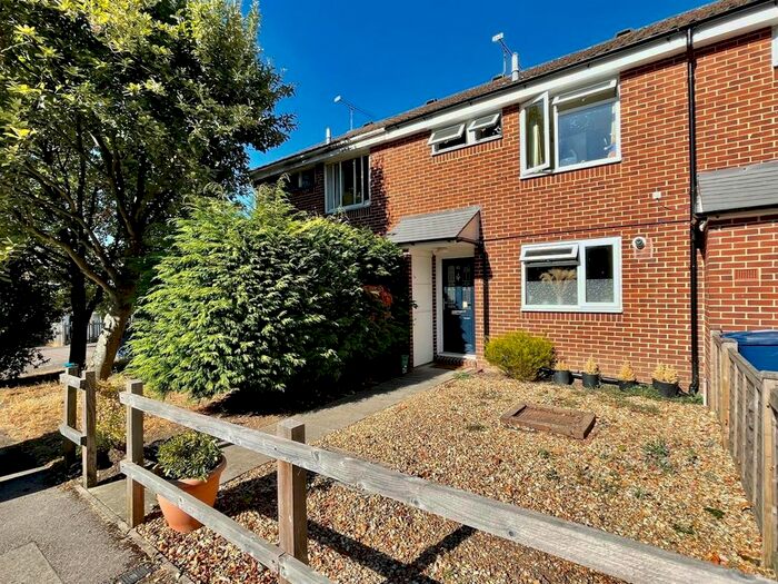 3 Bedroom Terraced House To Rent In Bardsley Drive, Farnham, GU9