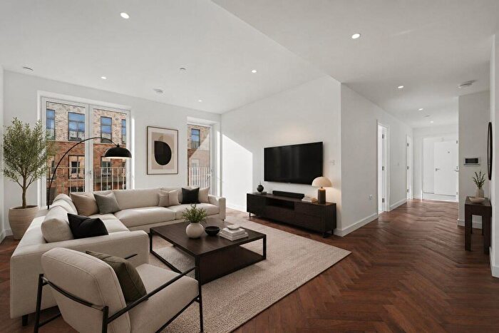 3 Bedroom Apartment To Rent In Delamarre House, Brent Cross, NW2